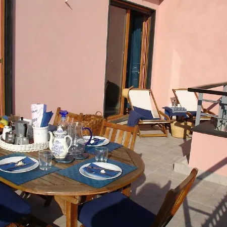 公寓 Arveja Sea Breeze House By The Sea View