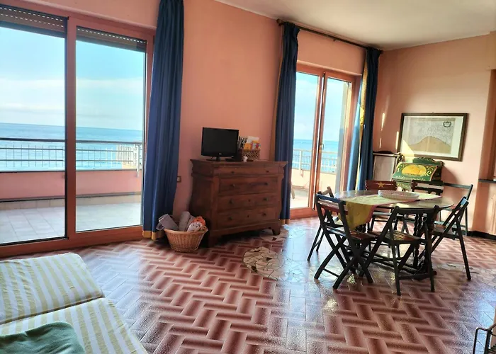 Appartamento Arveja Sea Breeze House By The Sea View